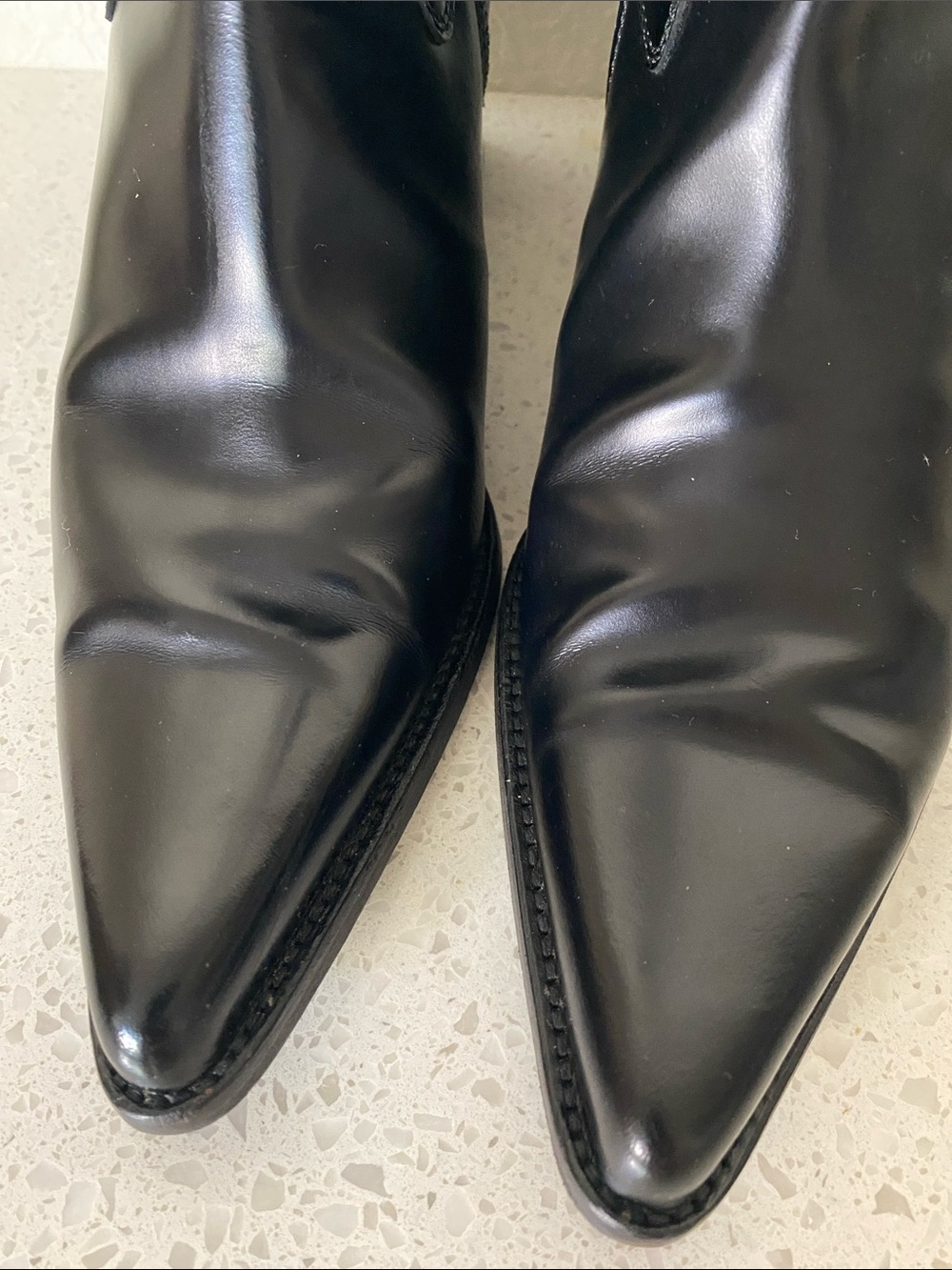 Miu Miu Black Pointed Over-the-Knee Leather Boots - Picture 2 of 16
